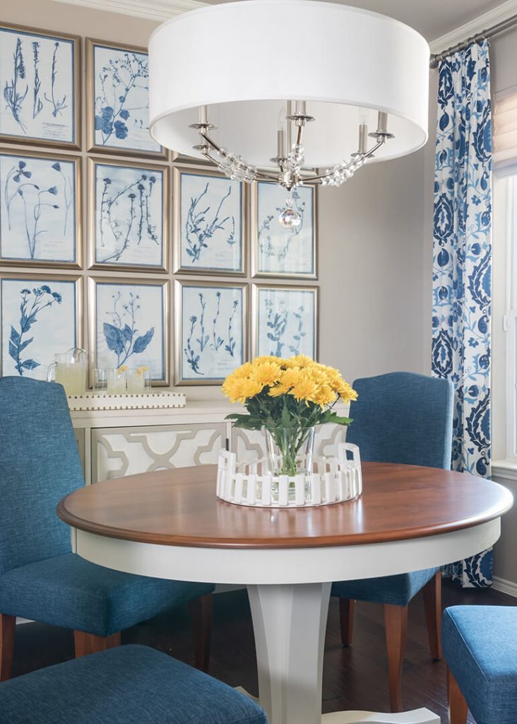 Del Webb Communities Texas Blue &Amp; White Dining Room Decorating Ideas With Dallas Interior Designer | Dallas Interior Decorator, Gallery Wall Tips And Tricks, Gallery Wall Ideas, Gallery Wall Installation How To, How To Install A Gallery Wall