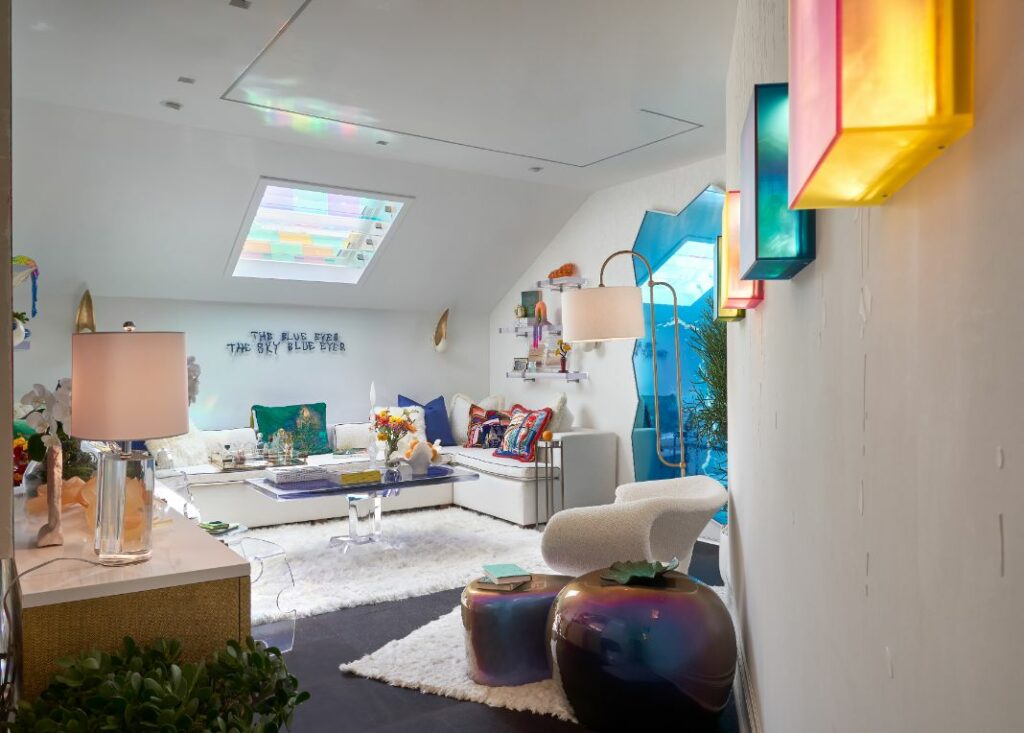 The Colorful Utopia Loft By Sherry Hayslip Features Amazing Teen Room Ideas In The 2020 Kips Bay Designer Showhouse Dallas Tx, Dallas Designers, Dallas Interior Designers, Interior Designers In Dallas Tx, Dallas Tx Decorators, Interior Decorators Dallas Tx, D'Kor Home, Dkor Home, Dee Frazier